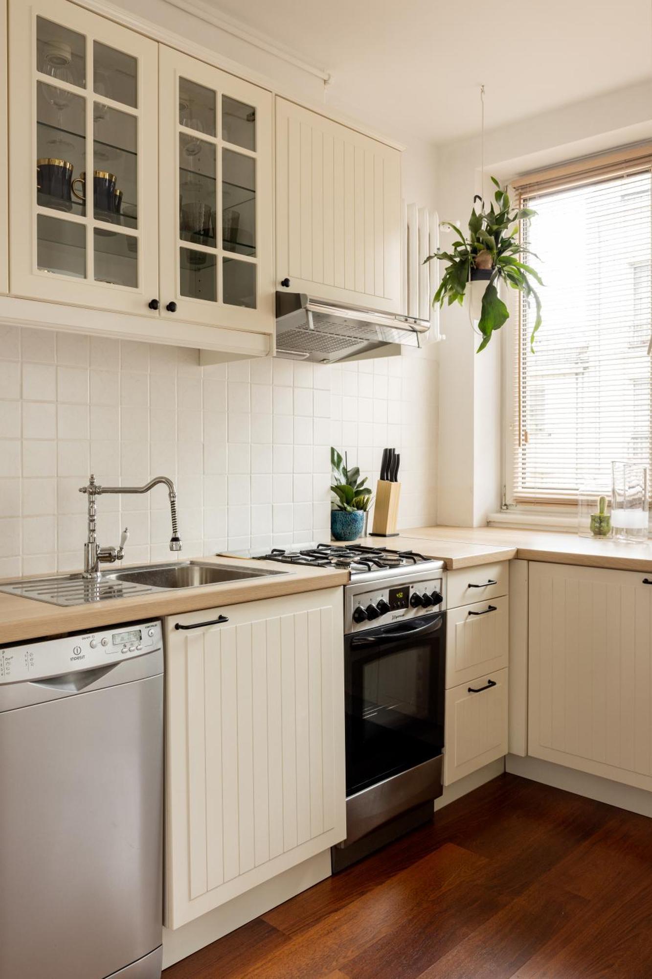 Relax Apartment Hoza / Poznanska Warsaw Exterior photo